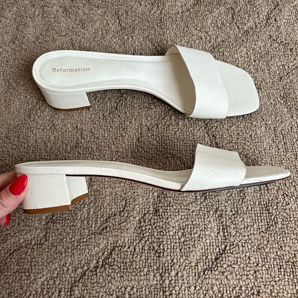 Reformation Mandy Block Heel Sandals - Picture 5 of 12